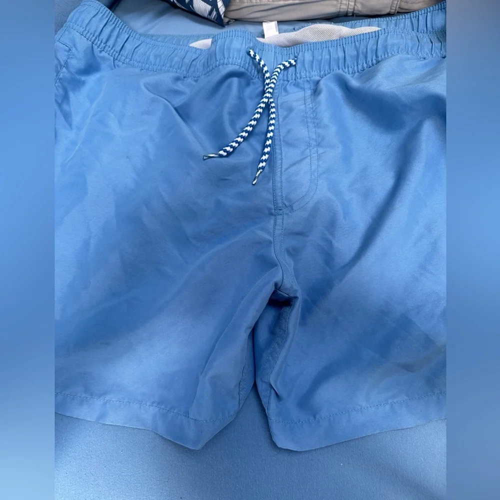 SouthernTideThe skipjack XL swimtrunks Fold in  a zipped pocket ideal for travel